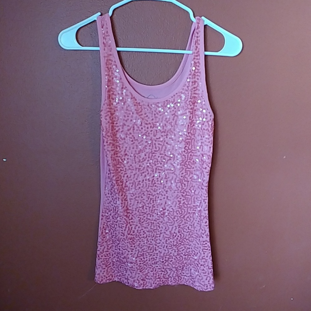 Pink tank top